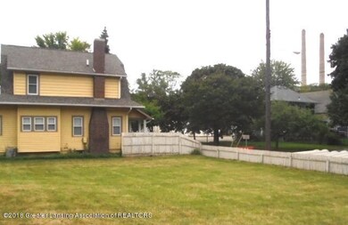 906 W Barnes Ave, Lansing, MI 48910 - photo 7