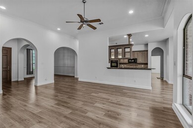 8941 Kingston Ct, North Richland Hills, TX 76182 - photo 7