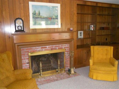 885 Shore Rd, Pocasset, MA 02559 - photo 3