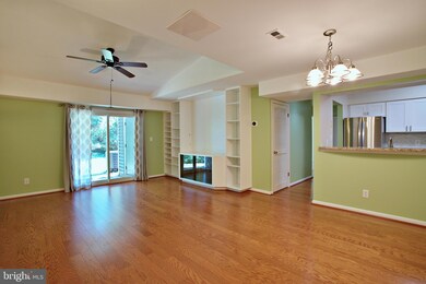 13573 Orchard Dr unit 3573, Clifton, VA 20124 - photo 5