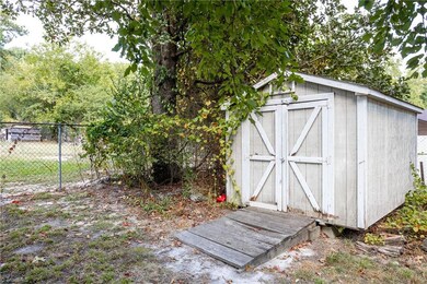 415 Paul St, High Point, NC 27263 - photo 6