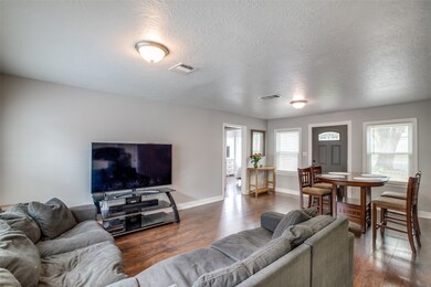 933 Cimarron St, Houston, TX 77015 - photo 7