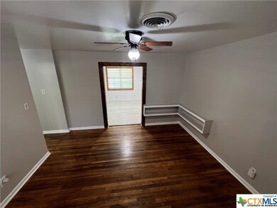 208 Easy St, Copperas Cove, TX 76522 - photo 6