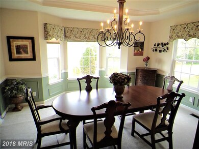 632 Shannon Dr N, Greencastle, PA 17225 - photo 4