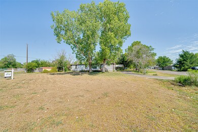 825 County Road 925b, Alvin, TX 77511 - photo 2