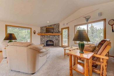 17725 Quelah Ln, Sunriver, OR 97707 - photo 3