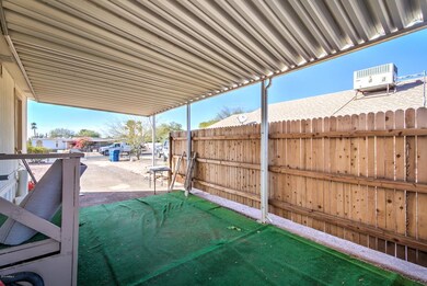 639 S Warner Dr-8