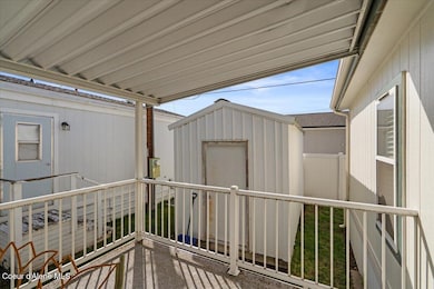 06-Front entry porch