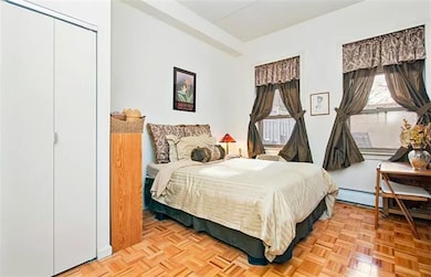 The Sutton unit 110, New York, NY 10039 - photo 4