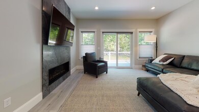 9-web-or-mls-7-Tuscan-Way-1-Falmouth-Liv