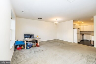 113 E Basin St unit 106, Norristown, PA 19401 - photo 5