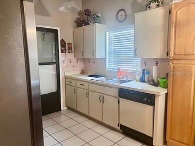 1620 Sunburst Way, Kissimmee, FL 34744 - photo 6