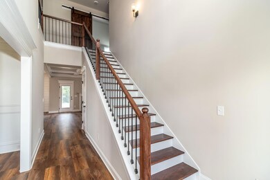 6-web-or-mls-2404 LAURENS ST. (c)--2