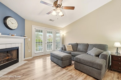 1305 Taxus Top Ln unit 201, Louisville, KY 40243 - photo 4