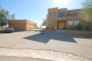 Front View and Garage.JPG