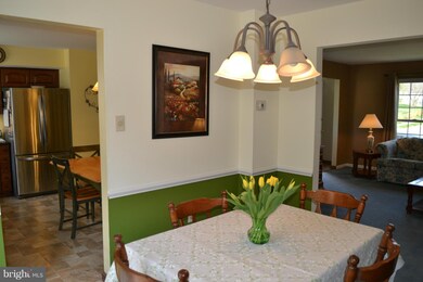 2406 Westridge Rd, Lutherville Timonium, MD 21093 - photo 5