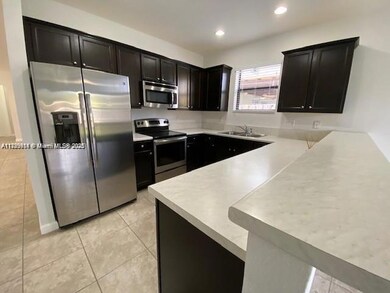 15415 SW 175th St, Miami, FL 33187 - photo 6