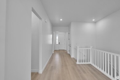 3194 E Canyon Meadows Dr unit 211, Spanish Fork, UT 84660 - photo 7