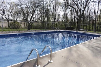 2184 Fitchburg Rd, Fitchburg, WI 53575 - photo 4