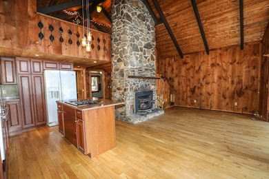 49 Mcfarland Rd, Goffstown, NH 03045 - photo 4