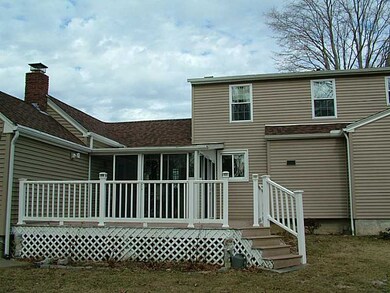 89 Kiwanee Rd, Warwick, RI 02888 - photo 3
