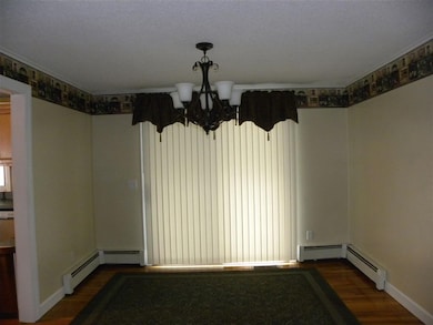 90 Hall Rd, Londonderry, NH 03053 - photo 5