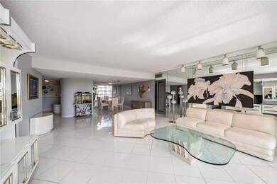 LIVING ROOM & DINING ROOM