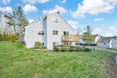 1 Hunters Run, Cromwell, CT 06416 - photo 2