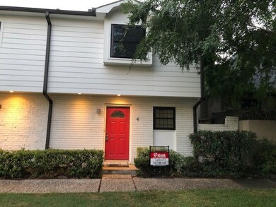 1710 Brun St unit 4, Houston, TX 77019 - photo 2