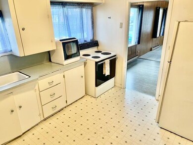 362 N Pacific St, Rockaway Beach, OR 97136 - photo 7