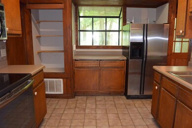 Open pantry,  SS appliances, including refrigerato
