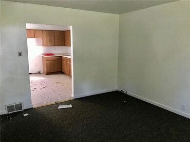 2807 Des Moines St, Des Moines, IA 50317 - photo 7