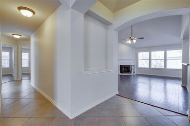 2601 Clubhouse Dr, Denton, TX 76210 - photo 7