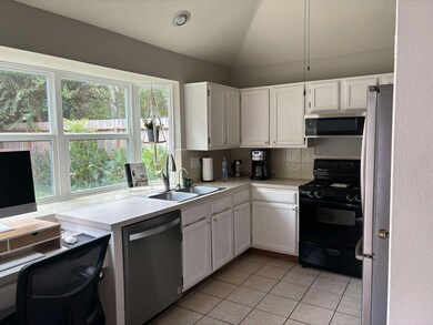 8614 Laurel Trails Dr, Houston, TX 77095 - photo 4