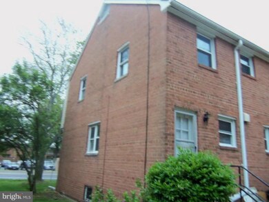 7962 Riggs Rd, Hyattsville, MD 20783 - photo 2