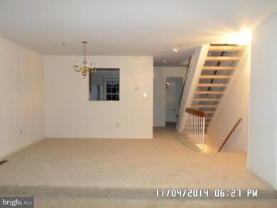 14327 Oxford Dr, Laurel, MD 20707 - photo 4