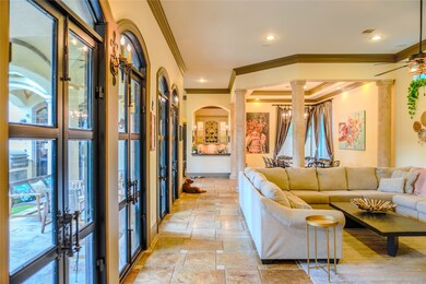 1603 Marshall St, Houston, TX 77006 - photo 4