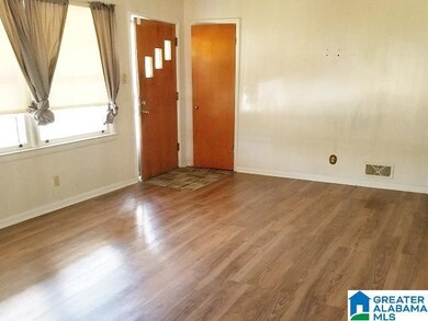 339 E Glade Rd, Anniston, AL 36206 - photo 4