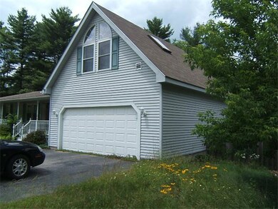 19 Riverview Dr, Southbridge, MA 01550 - photo 2