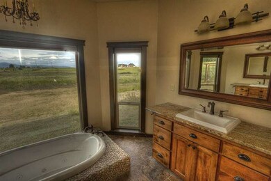 3018 W Monroe Rd, Colbert, WA 99005 - photo 6