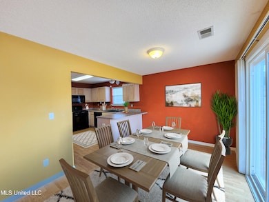 Eat-In Area