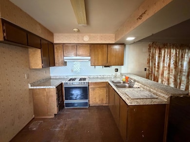 7360 Salazar Dr, North Highlands, CA 95660 - photo 2