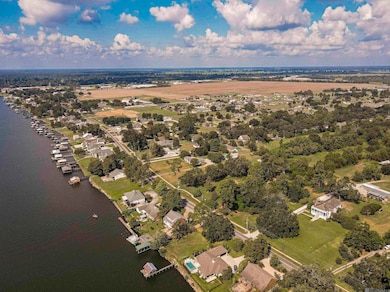 1304 False River Dr, New Roads, LA 70760 - photo 3