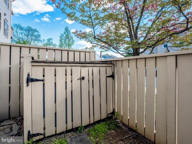 11347 Appledowre Way, Germantown, MD 20876 - photo 6