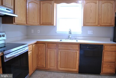 193 Fairfield Dr, Warrenton, VA 20186 - photo 3