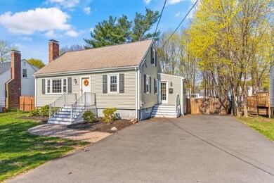 16 Forest St, Saugus, MA 01906 - photo 2