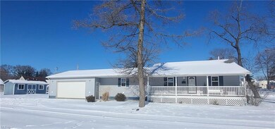 1490 Grant Ave, Coshocton, OH 43812 - photo 2