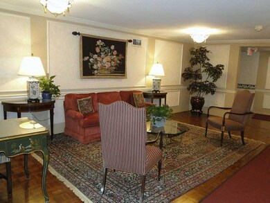 Lobby/Reception. Cozy & warm reception area. A gre