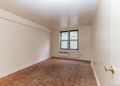 5235 Post Rd unit 1B, Bronx, NY 10471 - photo 6