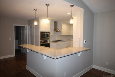 Wrap Around Breakfast Bar